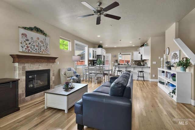 6650 S Red Shine Way, Boise, ID 83709