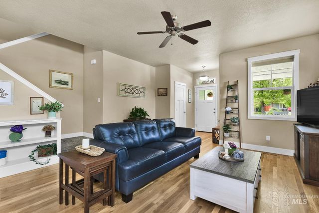 6650 S Red Shine Way, Boise, ID 83709