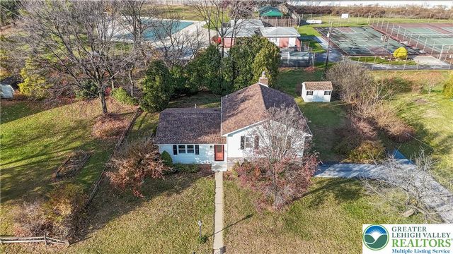 2901 Fairmont Street, South Whitehall Twp, PA 18104