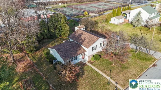 2901 Fairmont Street, South Whitehall Twp, PA 18104