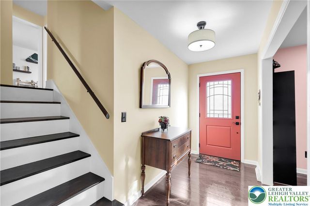 2901 Fairmont Street, South Whitehall Twp, PA 18104