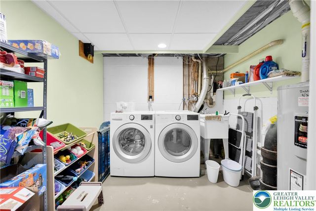 2901 Fairmont Street, South Whitehall Twp, PA 18104