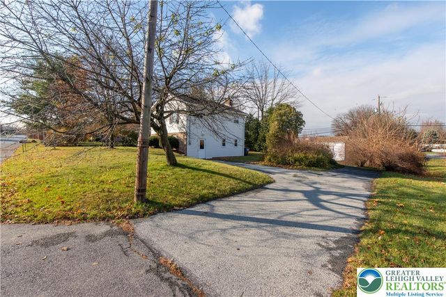 2901 Fairmont Street, South Whitehall Twp, PA 18104