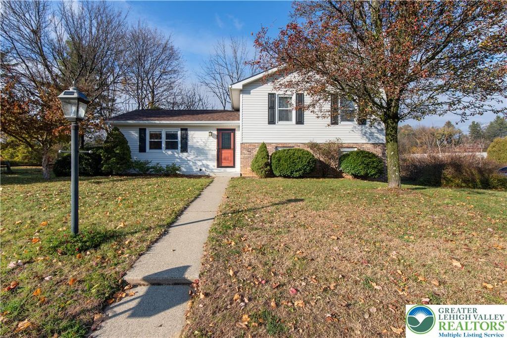 2901 Fairmont Street, South Whitehall Twp, PA 18104