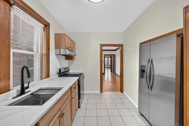 7324 S Maplewood Avenue 1, Chicago, IL 60629