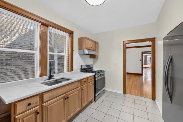 7324 S Maplewood Avenue 1, Chicago, IL 60629