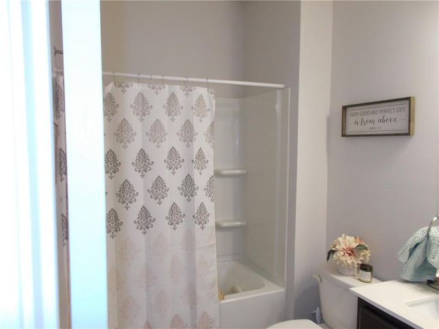 612 Auburn Crossing Drive, Auburn, GA 30011