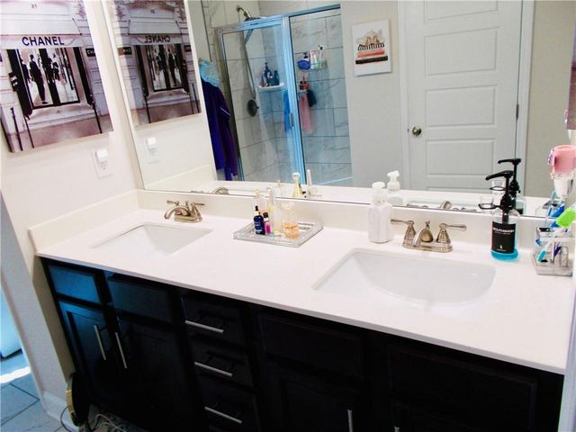 612 Auburn Crossing Drive, Auburn, GA 30011