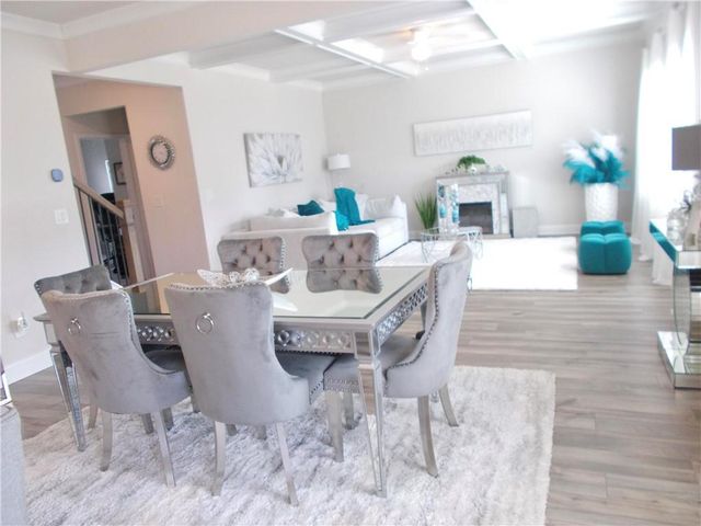 612 Auburn Crossing Drive, Auburn, GA 30011