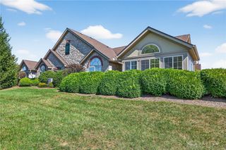 2013 Wentworth Village Drive, Bellbrook, OH 45305