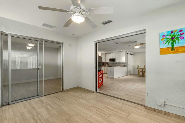 1900 BENJAMIN FRANKLIN DRIVE V12, Sarasota, FL 34236