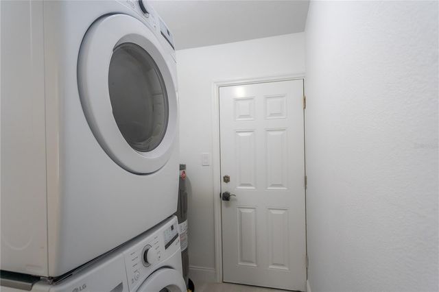 1900 BENJAMIN FRANKLIN DRIVE V12, Sarasota, FL 34236