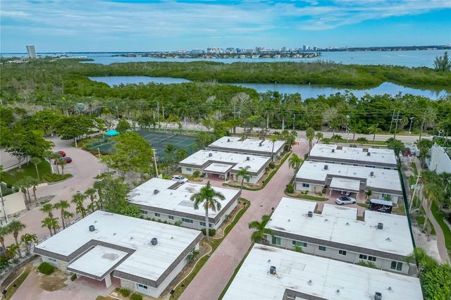 1900 BENJAMIN FRANKLIN DRIVE V12, Sarasota, FL 34236