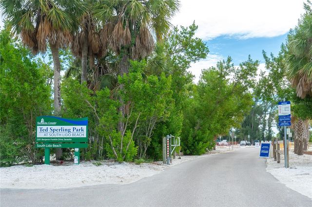 1900 BENJAMIN FRANKLIN DRIVE V12, Sarasota, FL 34236