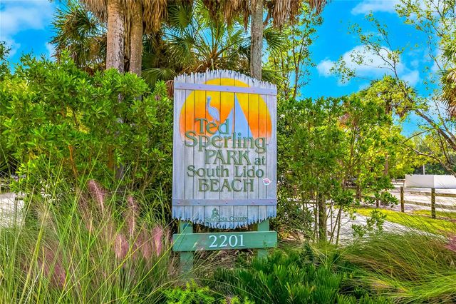 1900 BENJAMIN FRANKLIN DRIVE V12, Sarasota, FL 34236