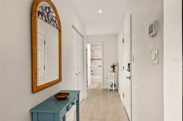 1900 BENJAMIN FRANKLIN DRIVE V12, Sarasota, FL 34236