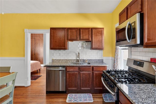 5305 Blow Street, St Louis, MO 63109