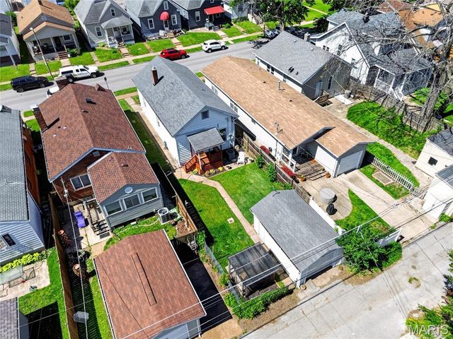 5305 Blow Street, St Louis, MO 63109
