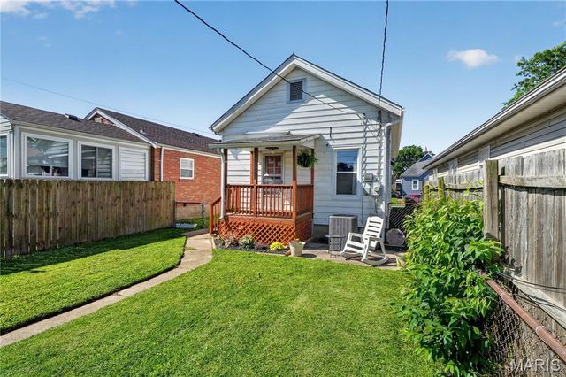 5305 Blow Street, St Louis, MO 63109