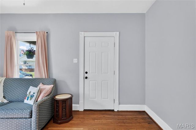 5305 Blow Street, St Louis, MO 63109