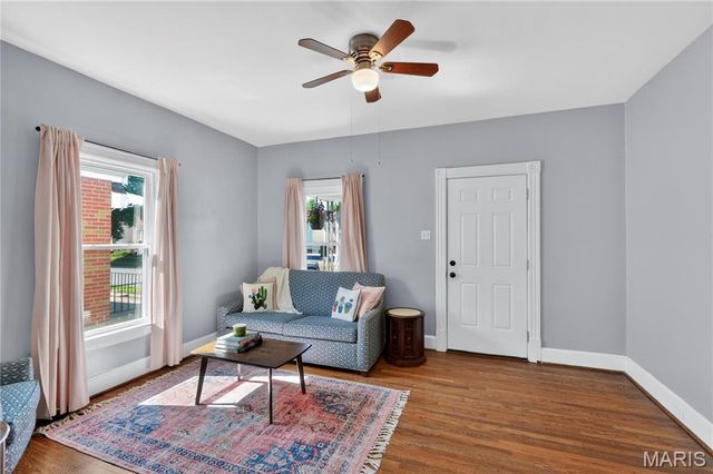 5305 Blow Street, St Louis, MO 63109