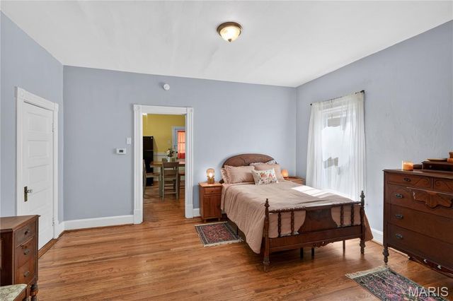 5305 Blow Street, St Louis, MO 63109