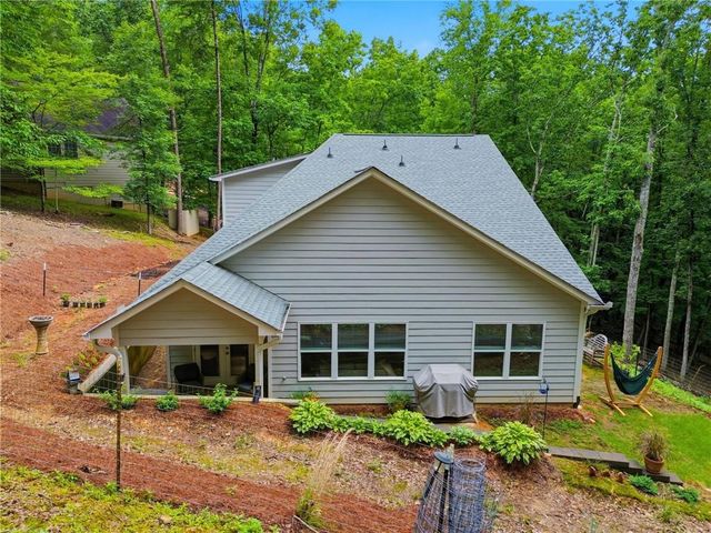 138 Louie Court, Waleska, GA 30183