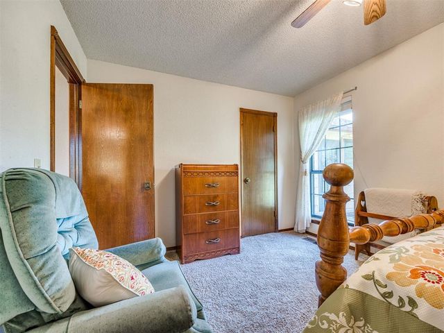 2201 Dena Drive, Guthrie, OK 73044