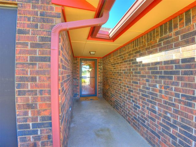2201 Dena Drive, Guthrie, OK 73044