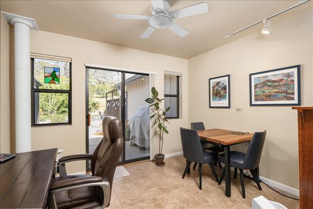 15666 Wolf Mountain Rd, Grass Valley, CA 95949