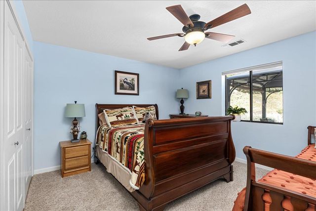 15666 Wolf Mountain Rd, Grass Valley, CA 95949