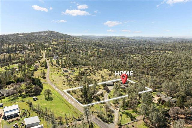 15666 Wolf Mountain Rd, Grass Valley, CA 95949