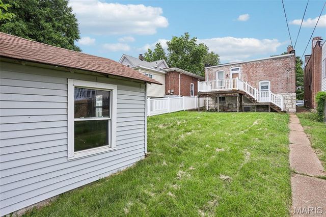 5532 Lansdowne Avenue, St Louis, MO 63109