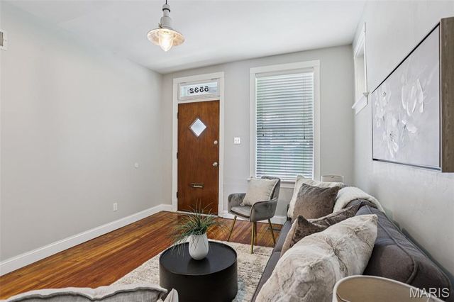 5532 Lansdowne Avenue, St Louis, MO 63109