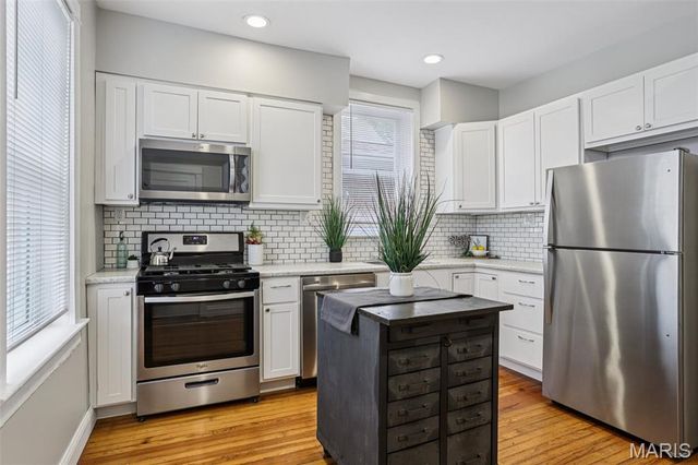 5532 Lansdowne Avenue, St Louis, MO 63109