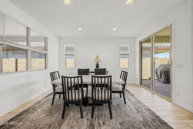 537 S PHEASANT Drive, Gilbert, AZ 85296