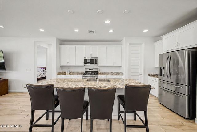 537 S PHEASANT Drive, Gilbert, AZ 85296
