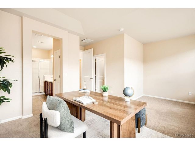 8922 E Otero Pl, Englewood, CO 80112