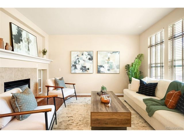 8922 E Otero Pl, Englewood, CO 80112