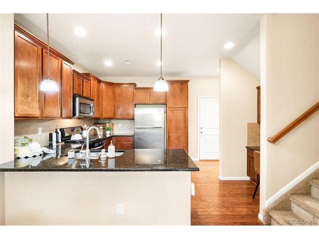 8922 E Otero Pl, Englewood, CO 80112