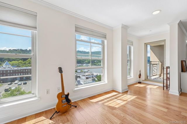 409 Harbor Cove PH 409, Piermont, NY 10968