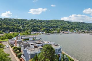 409 Harbor Cove PH #409, Piermont, NY 10968
