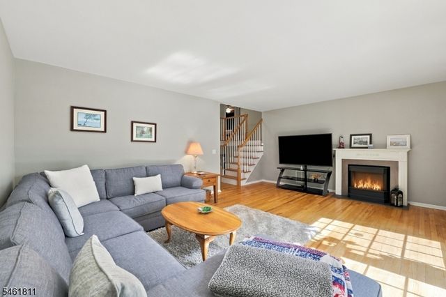41 Fleetwood Dr, Rockaway Twp., NJ 07866