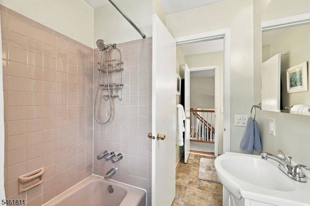 41 Fleetwood Dr, Rockaway Twp., NJ 07866