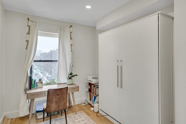 119 Saint Botolph St 3, Boston, MA 02115