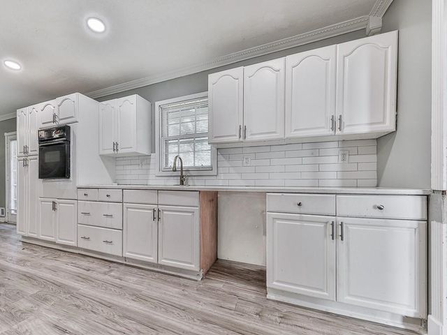 6266 Auburn Drive, Riverdale, GA 30296