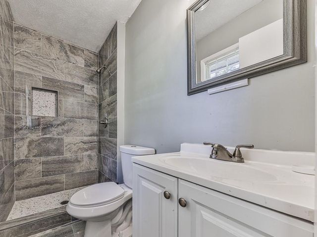 6266 Auburn Drive, Riverdale, GA 30296