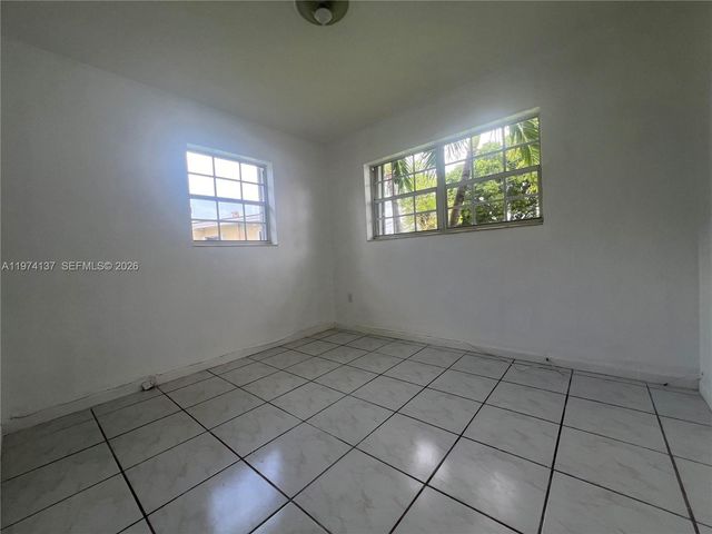 5829 NW 37th St 1, Virginia Gardens, FL 33166