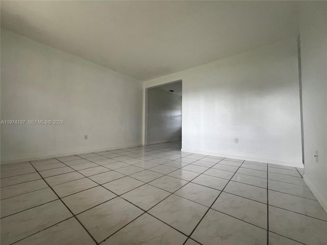 5829 NW 37th St 1, Virginia Gardens, FL 33166