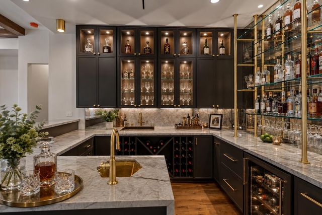 2341 Maroneal St, Houston, TX 77030